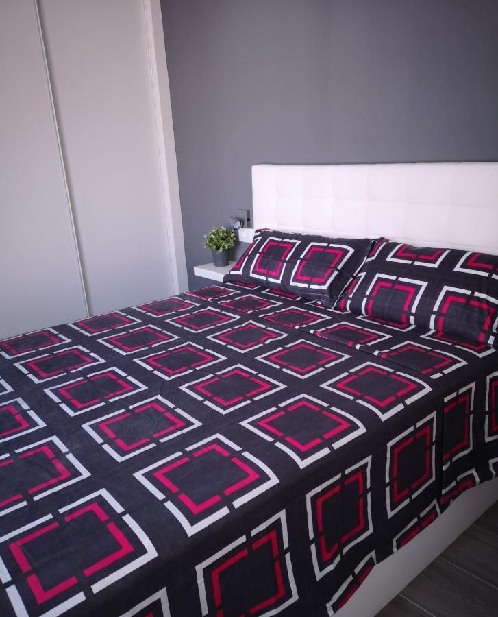 Bnbook Medea Apartments Фуенхірола Екстер'єр фото